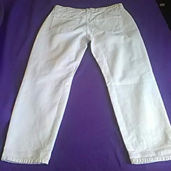 Forever 21 White Jeans Ripped Knee Women's Size 28 - Picture 10 of 16